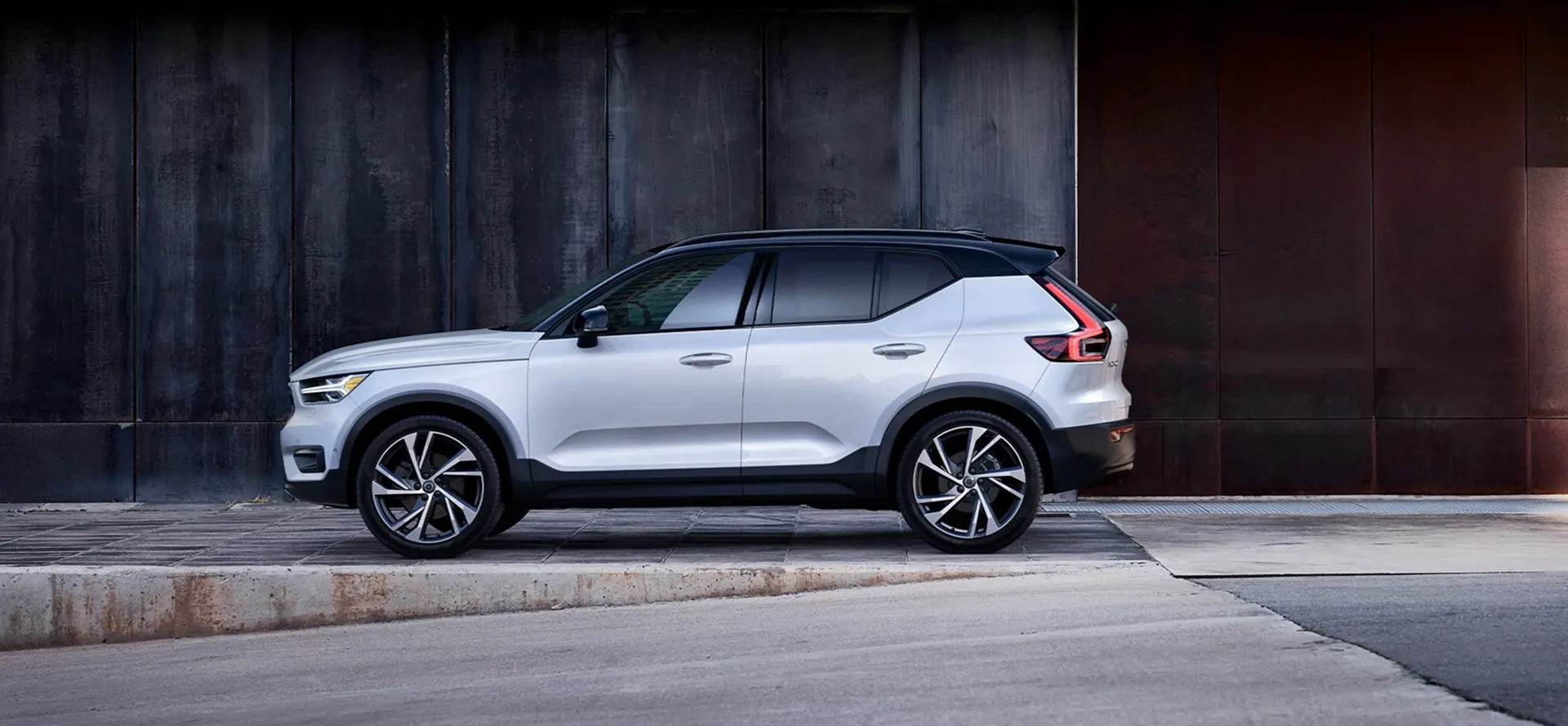 2022 Volvo XC40 near me in East Hanover, NJ 2022 Volvo XC40