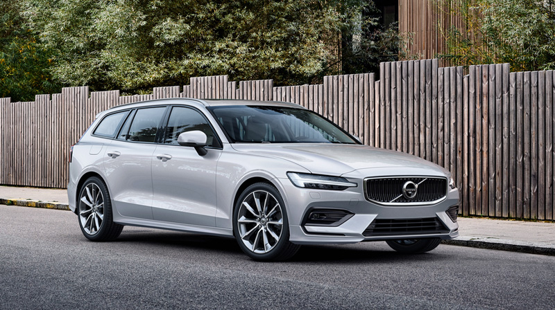 2020 VOLVO V60 2020 VOLVO V60 Parked by a fence