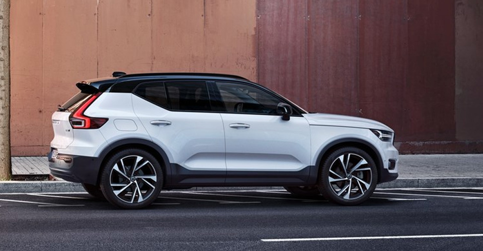 2020 Volvo XC40 T4 Momentum Special Offer Santa Ana, CA 2020 Volvo XC40 T4 Momentum Special Offer Santa Ana, CA