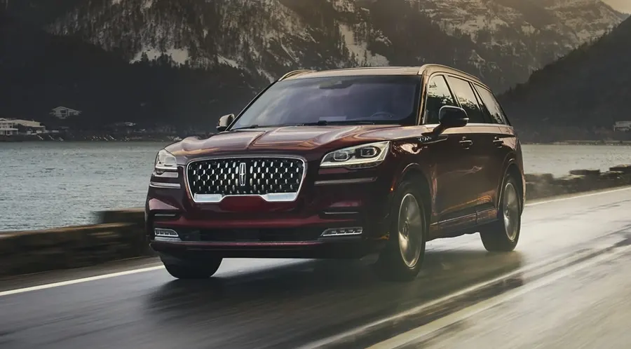 Lincoln Aviator lease special in Wayne, New Jersey 2022 Lincoln Aviator model