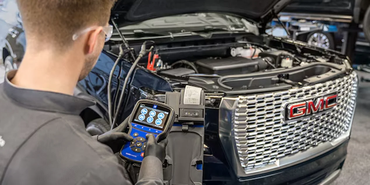 GMC Service Tech